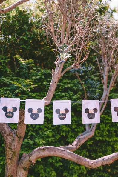 Minnie Mouse Party cards tied on string