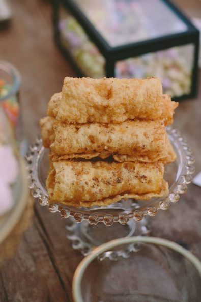 Diples, Thiples, Greek dessert from the Peloponnese, made of thin sheet-like dough rolled into long, thin strips, fried and dipped in syrup or honey.