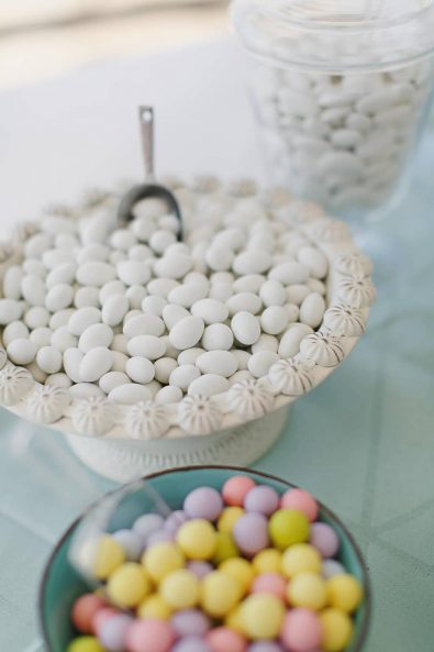 White and colorful sugar-coated almonds koufeta.