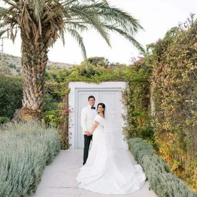 Couples first look at an athenian riviera venue