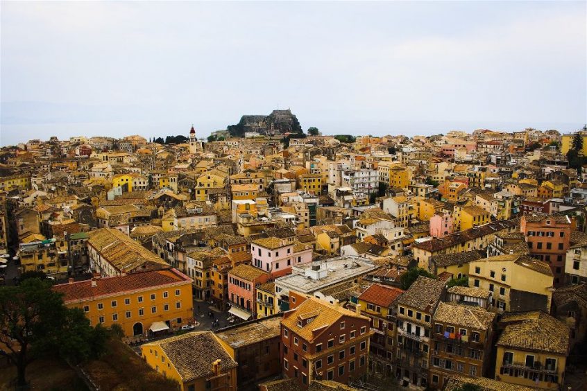 wedding in Corfu buildings