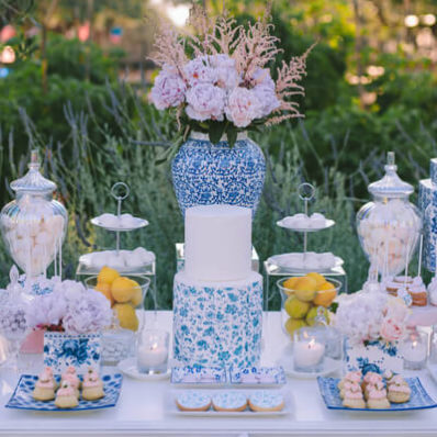 Dessert table in blue porcelain style